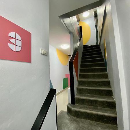 Sari Boutique Hotel Patong Luaran gambar