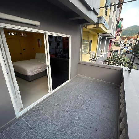 Sari Boutique Hotel Patong Luaran gambar