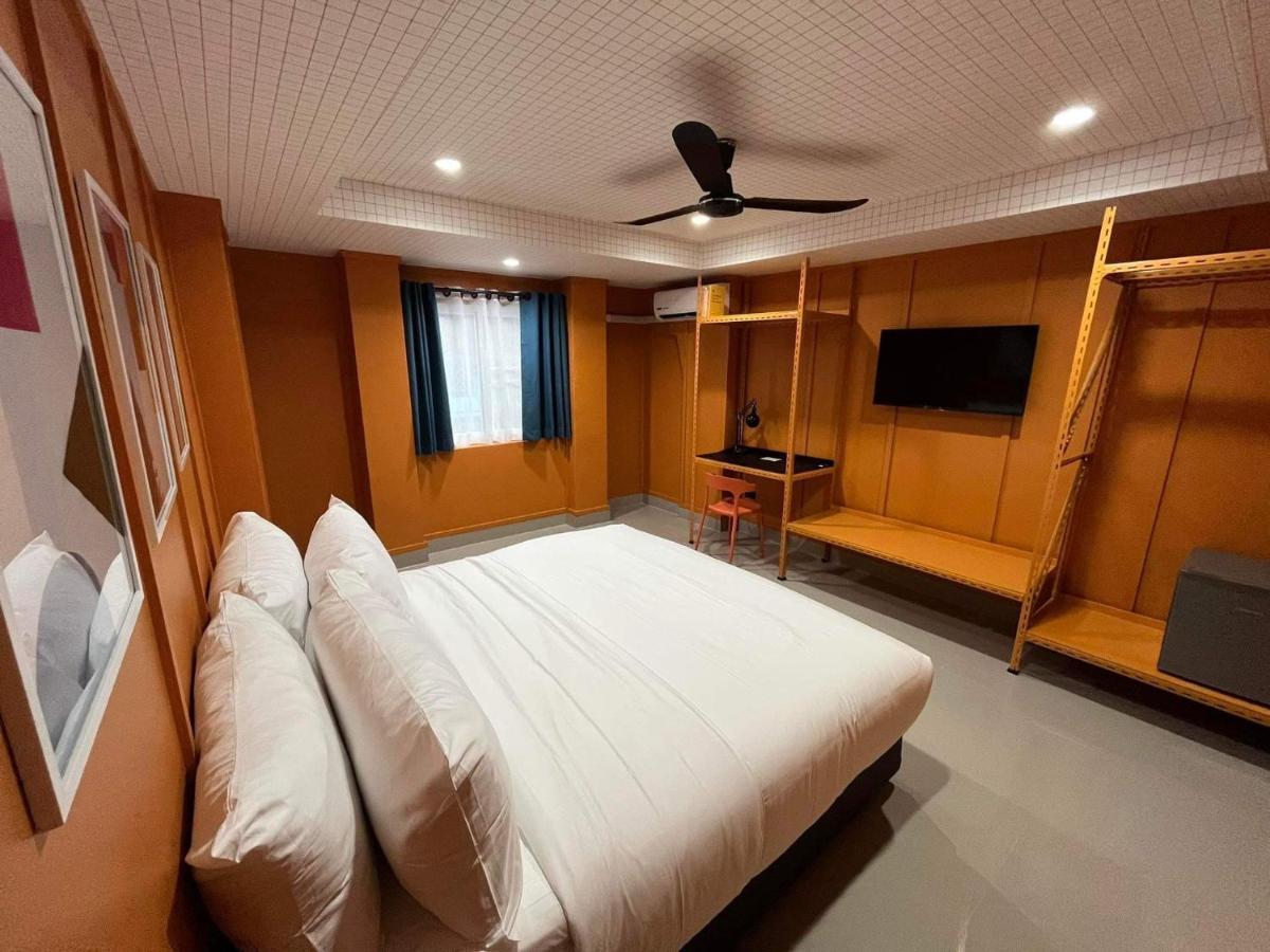 Sari Boutique Hotel Patong Luaran gambar