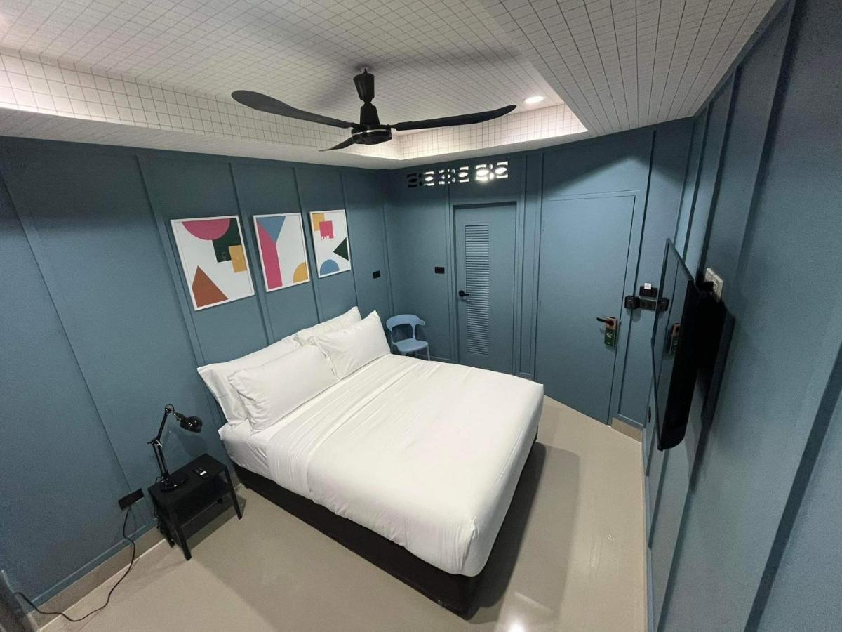 Sari Boutique Hotel Patong Luaran gambar